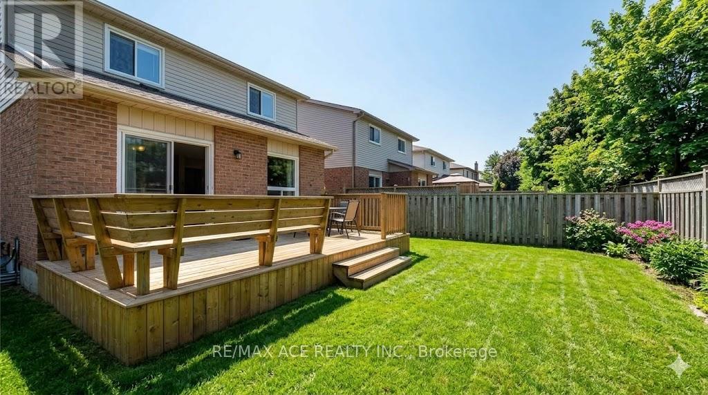 10 Parkdene Court, Toronto, Ontario  M1W 2J3 - Photo 25 - E13235036