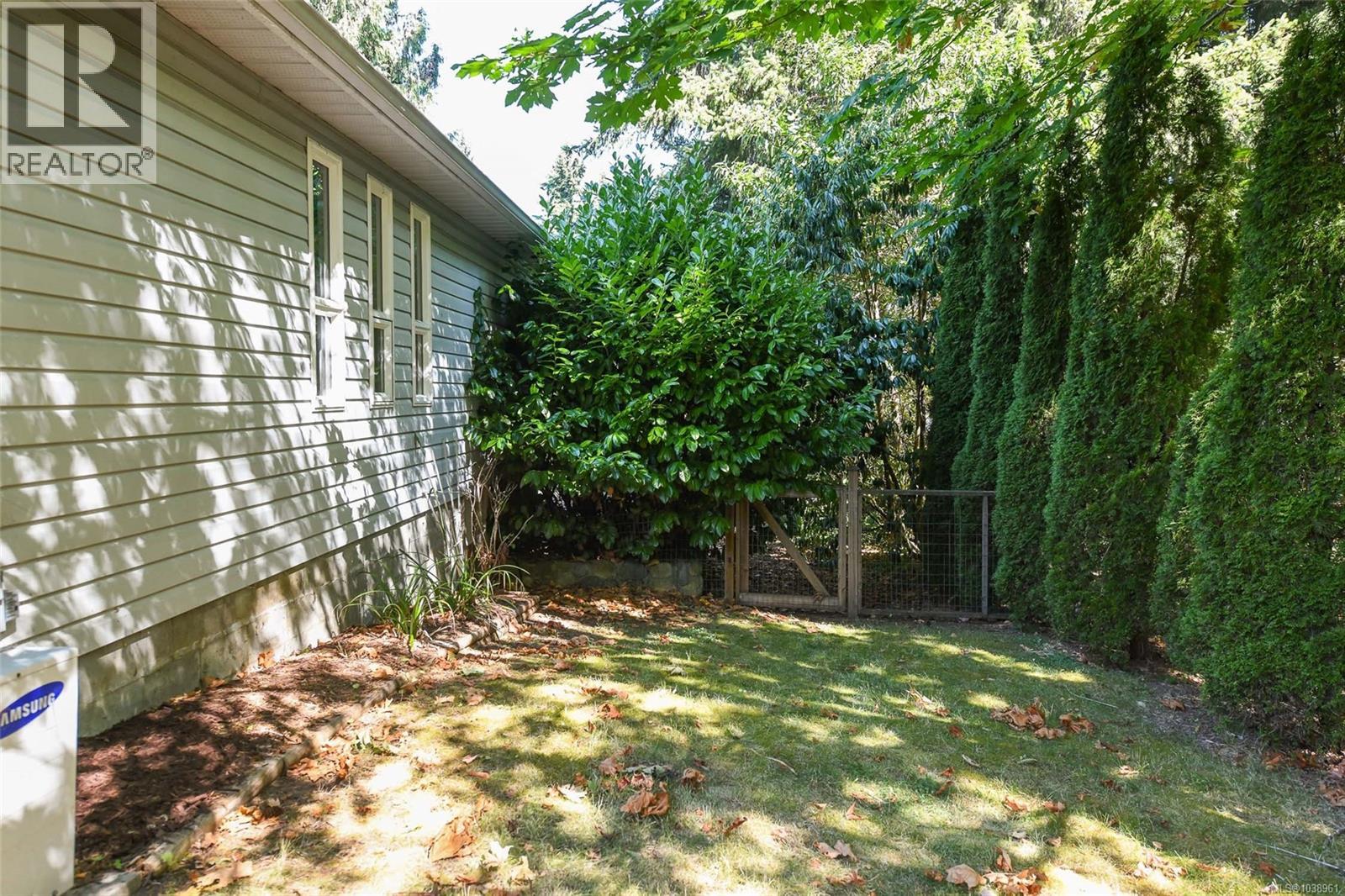 7730 Vivian Way, Fanny Bay, British Columbia  V0R 2W0 - Photo 49 - 1038961