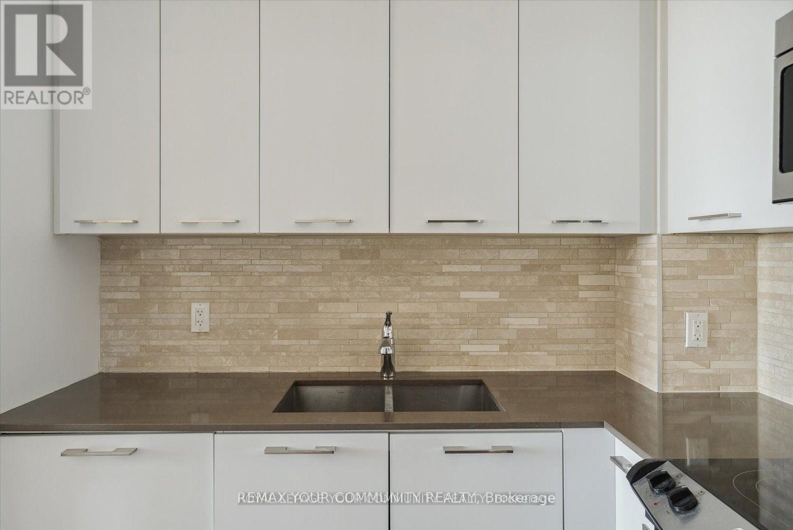 230 - 9471 Yonge Street, Richmond Hill, Ontario  L4C 1V4 - Photo 8 - N13234918