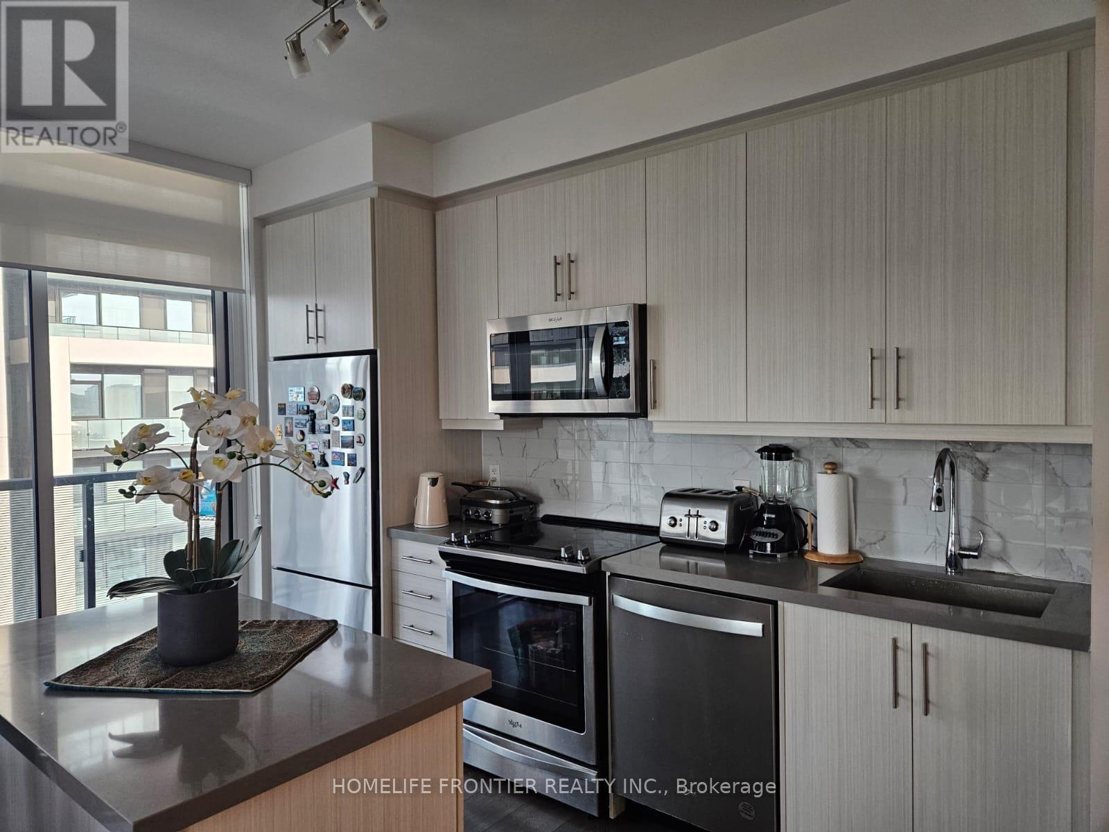 914 - 85 Oneida Crescent, Richmond Hill, Ontario  L4B 0H4 - Photo 4 - N13234978