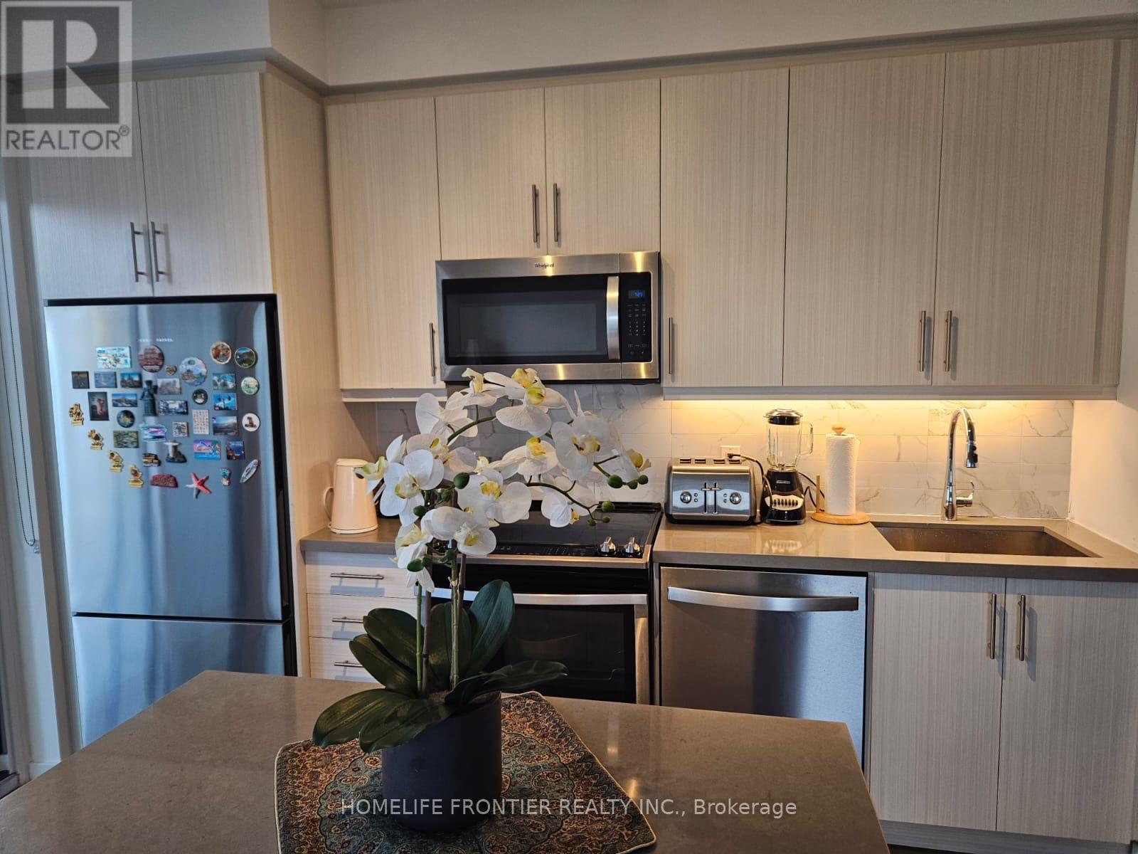 914 - 85 Oneida Crescent, Richmond Hill, Ontario  L4B 0H4 - Photo 6 - N13234978