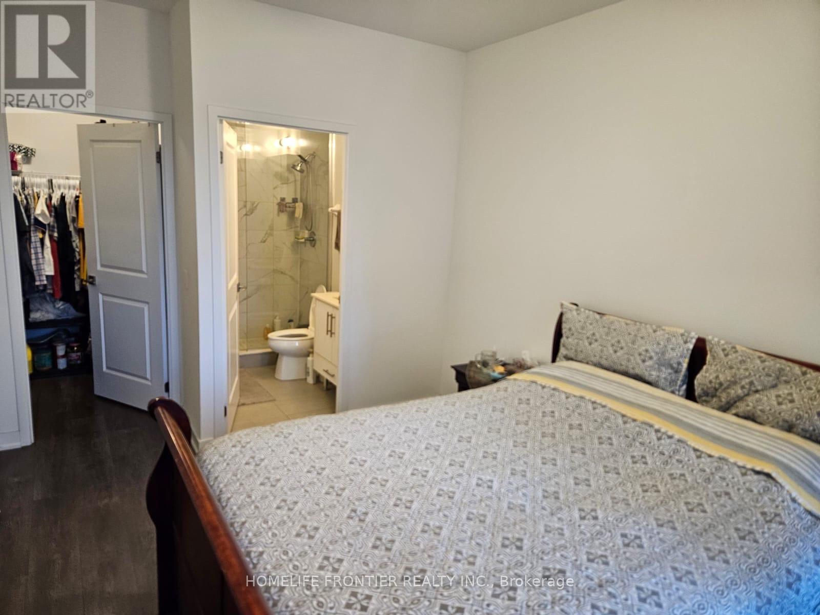 914 - 85 Oneida Crescent, Richmond Hill, Ontario  L4B 0H4 - Photo 9 - N13234978