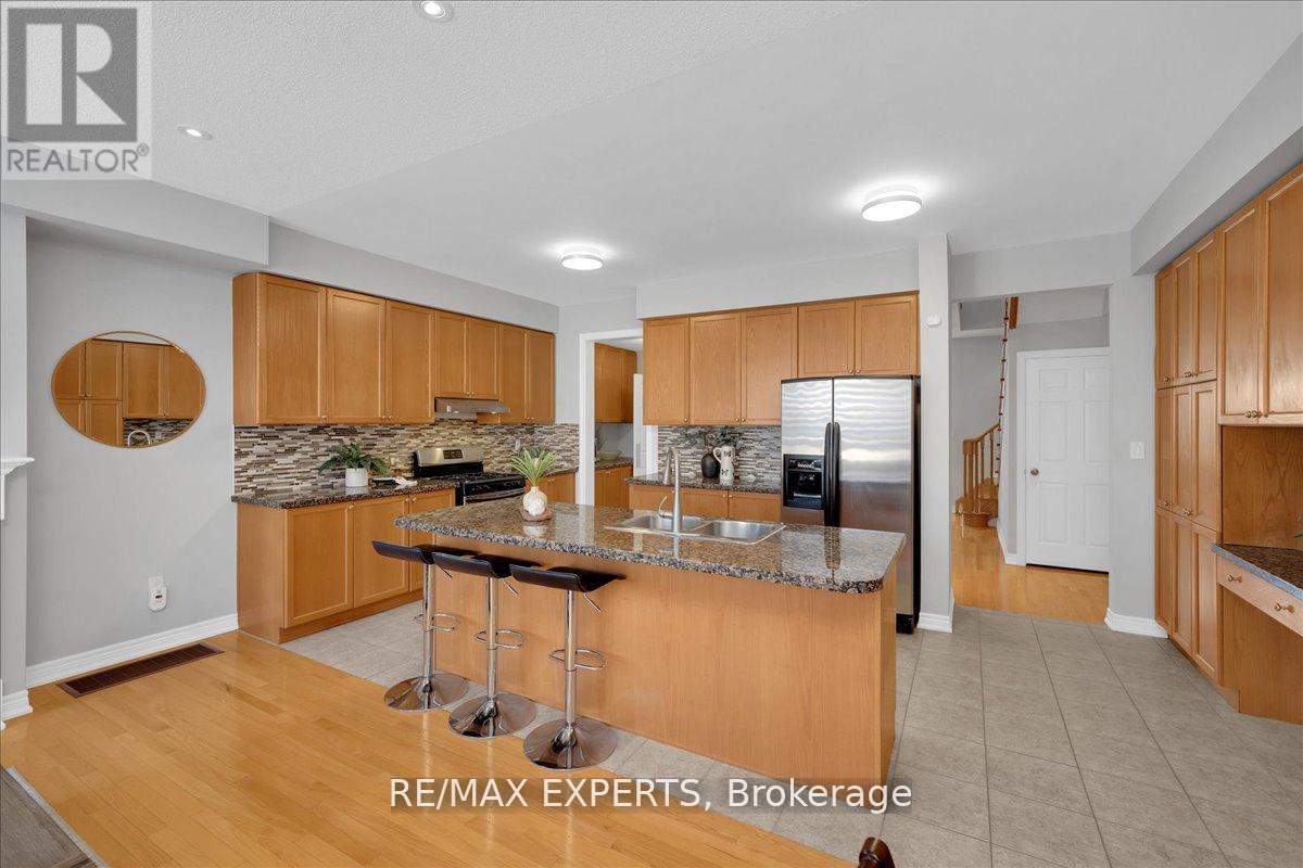10534 Victoria Square Boulevard, Markham, Ontario  L6C 0A3 - Photo 14 - N13235040