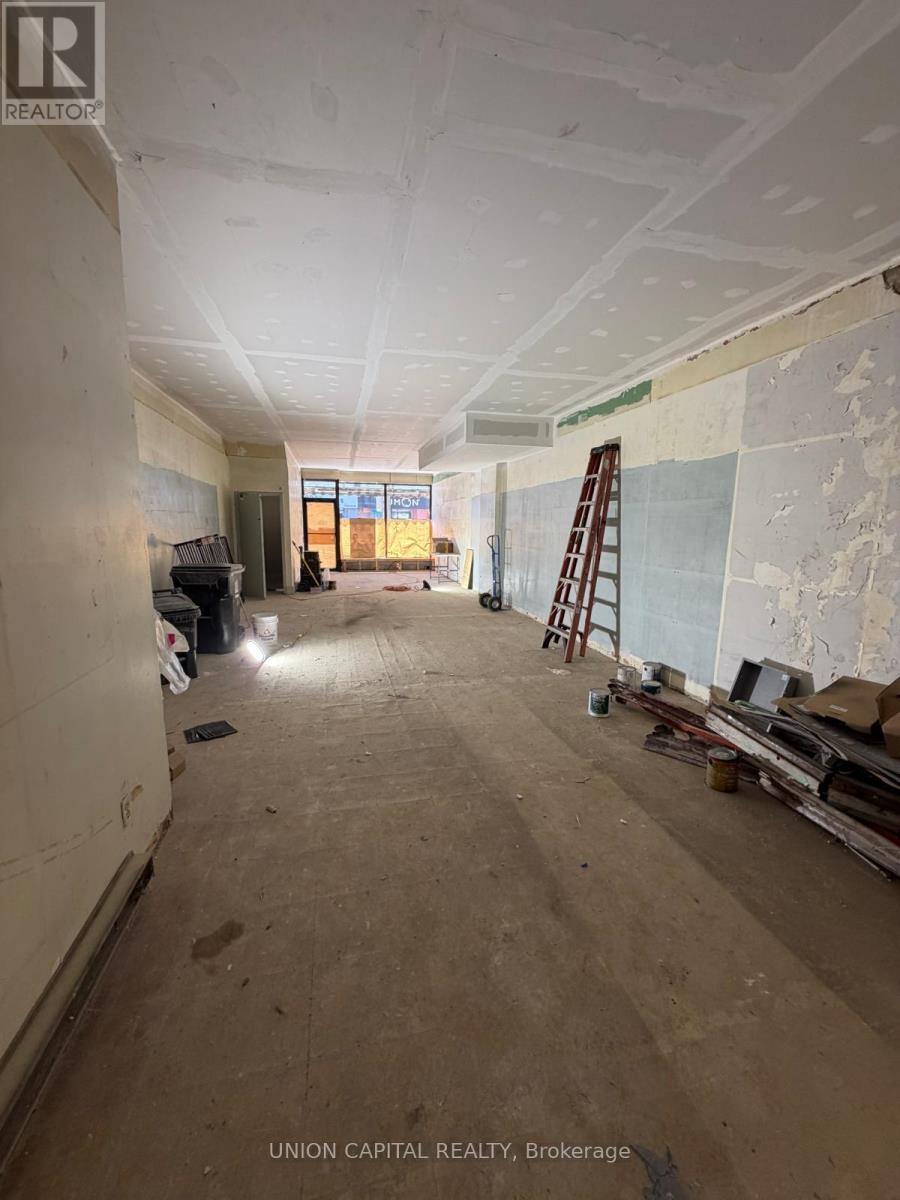 612 Gerrard Street E, Toronto, Ontario  M4M 1Y3 - Photo 3 - E12879834