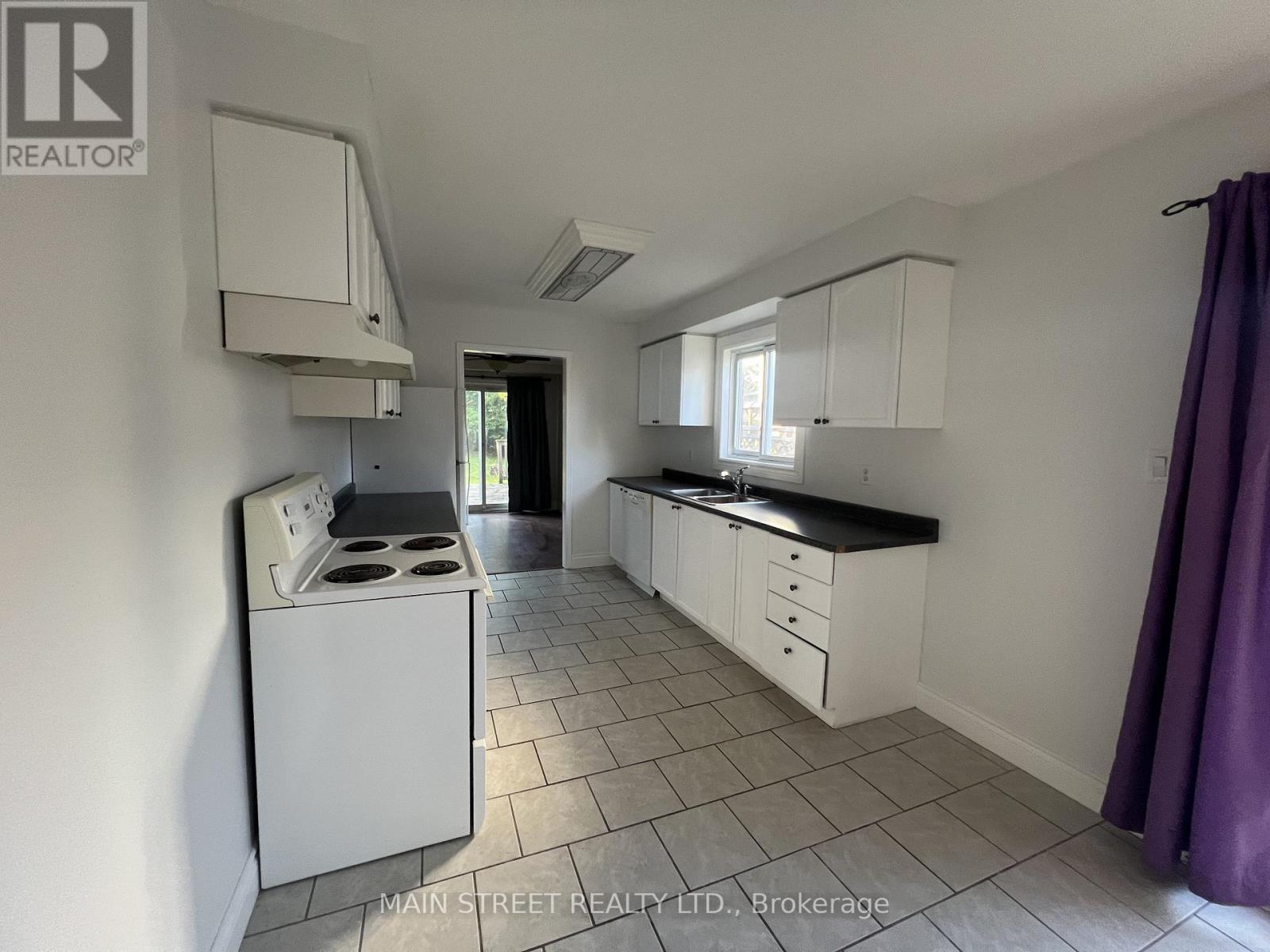 14 Ailsa Drive, Georgina, Ontario  L4P 3N5 - Photo 15 - N13228378