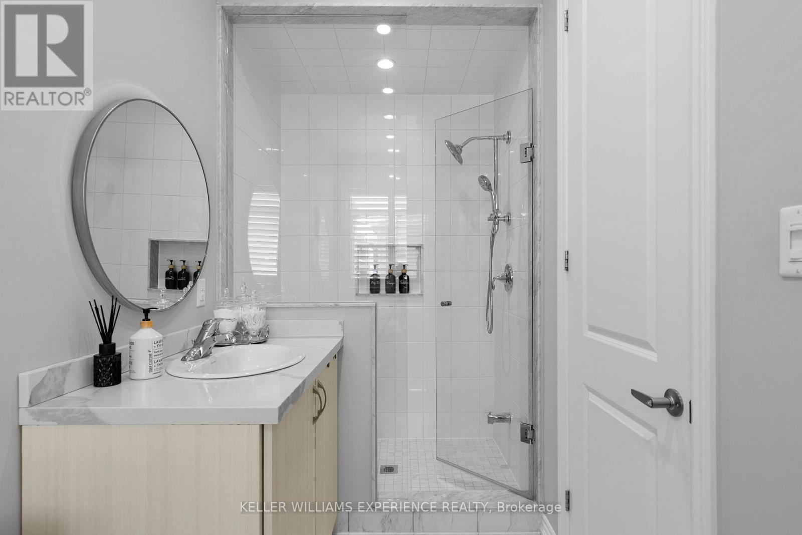 222 Lia Drive, Clearview, Ontario  L0M 1S0 - Photo 15 - S13234974