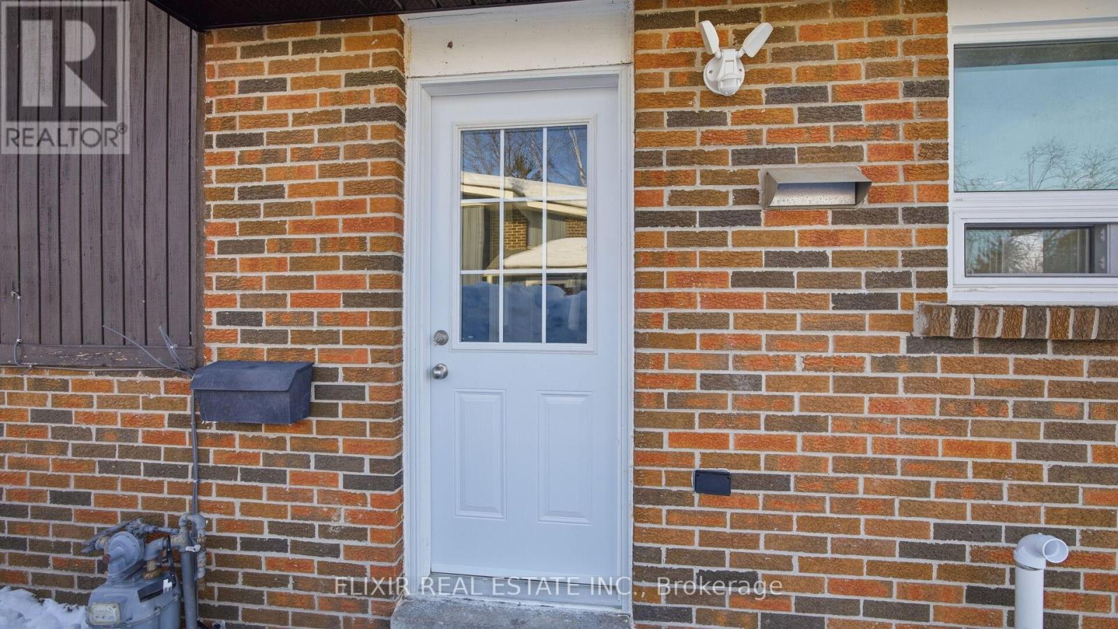 45 Austen Lane, Barrie, Ontario  L4N 4V4 - Photo 5 - S13235008