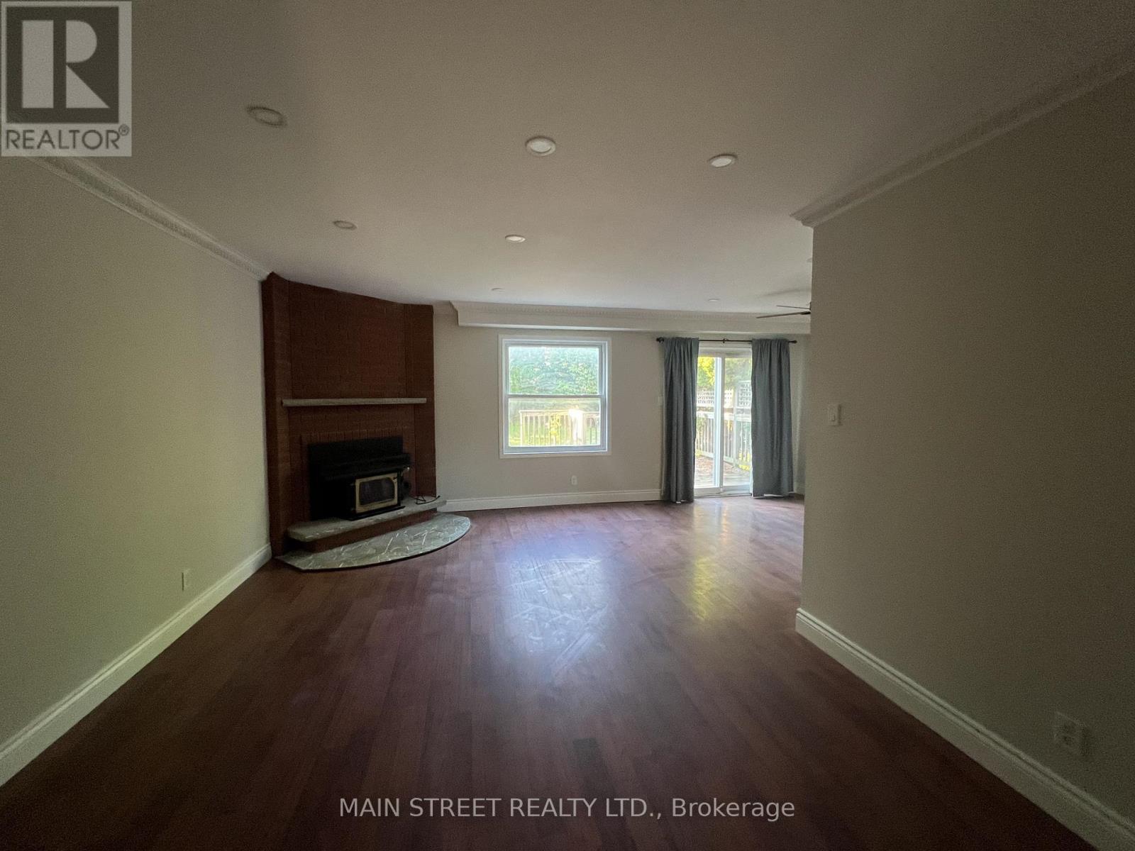 14 Ailsa Drive, Georgina, Ontario  L4P 3N5 - Photo 8 - N13228378