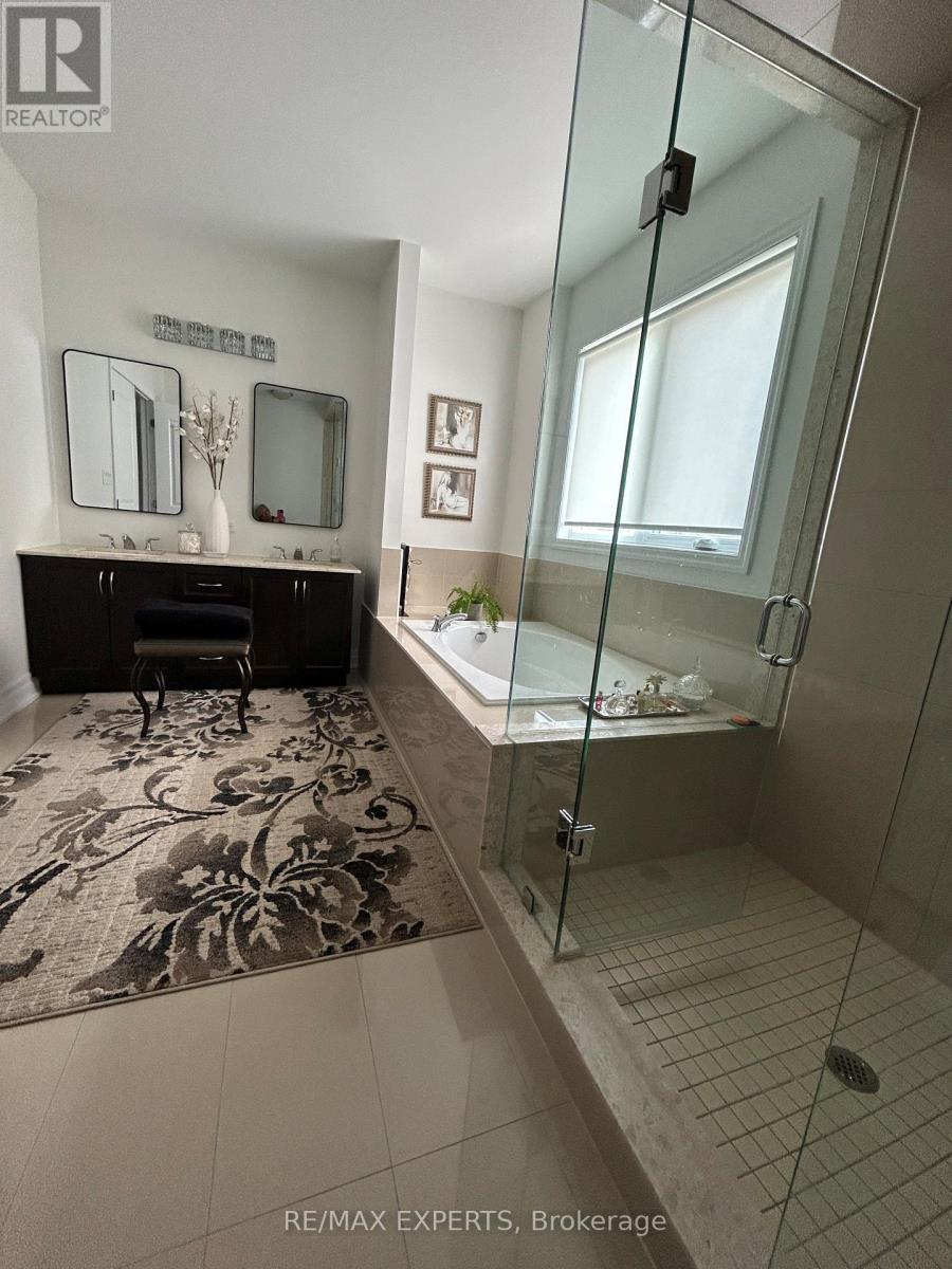 77 Robert Berry Crescent, King, Ontario  L7B 0M6 - Photo 13 - N13233914