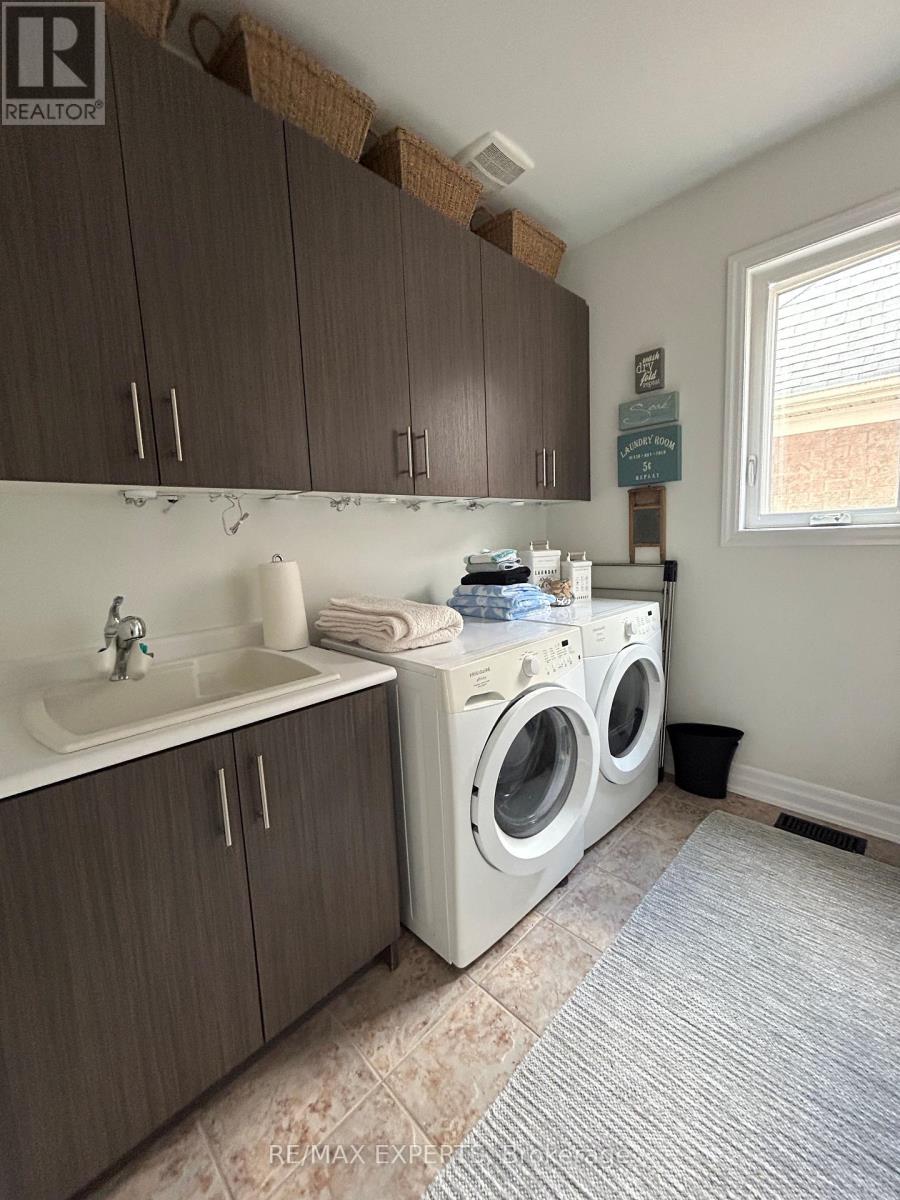 77 Robert Berry Crescent, King, Ontario  L7B 0M6 - Photo 18 - N13233914