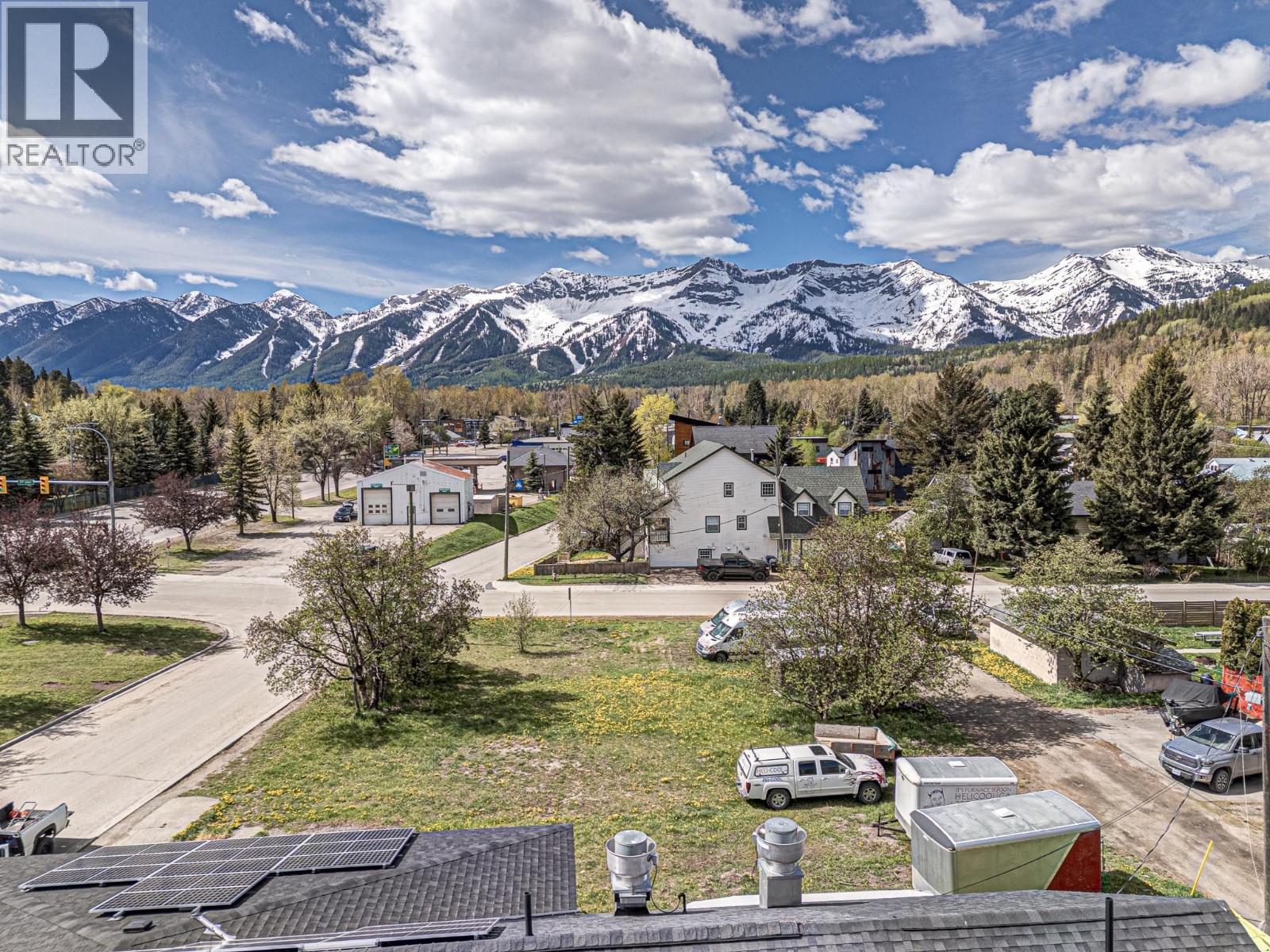 701 & 721 7th Avenue, Fernie, British Columbia  V0B 1M0 - Photo 4 - 10389858