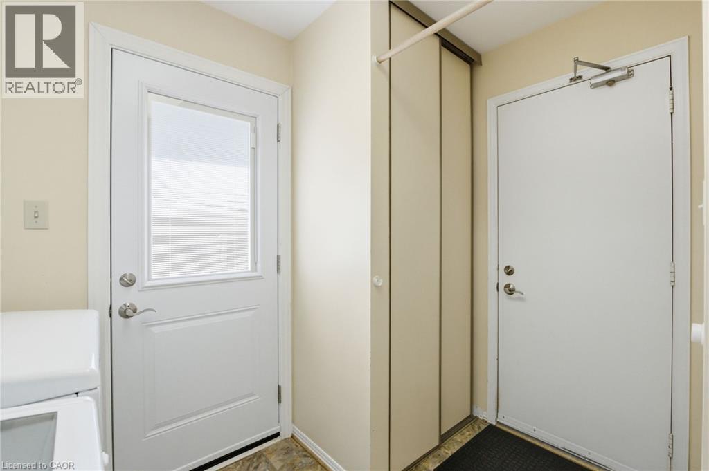 2136 Winding Way, Burlington, Ontario  L7M 2X9 - Photo 14 - 40836247