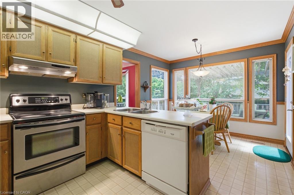 2136 Winding Way, Burlington, Ontario  L7M 2X9 - Photo 7 - 40836247