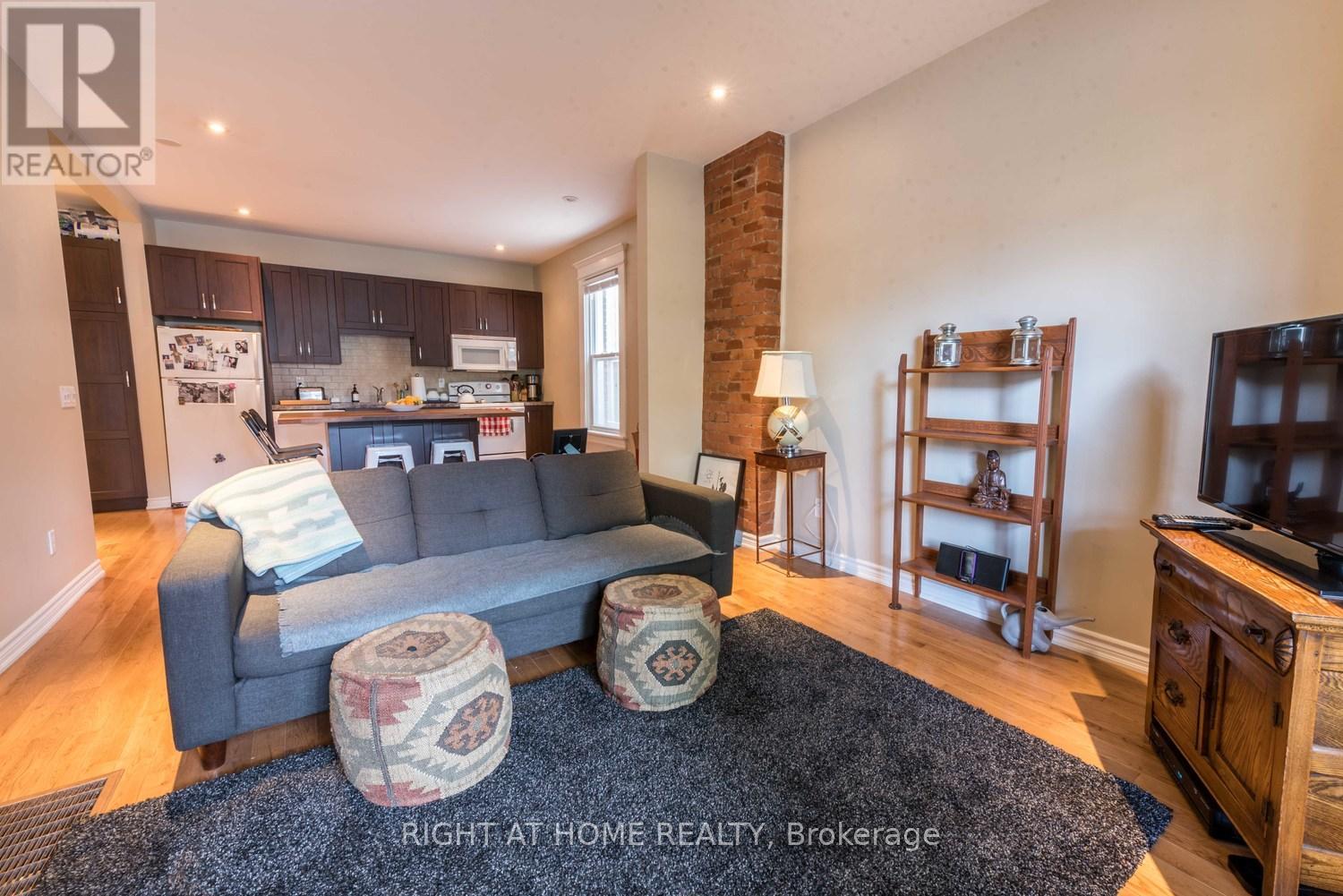Unit 1 - 52 Mcmurray Avenue, Toronto, Ontario  M6P 2T1 - Photo 1 - W13234752