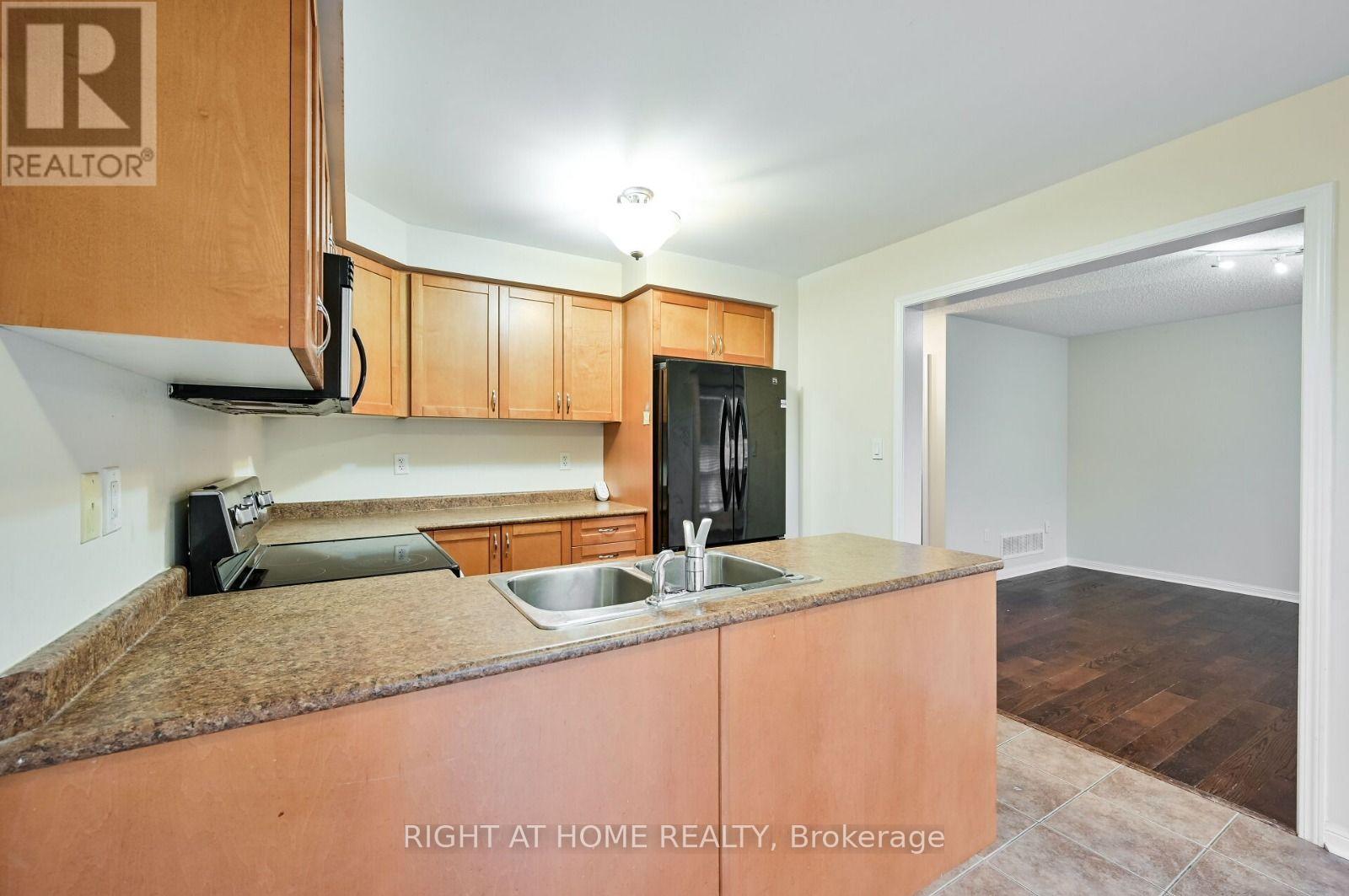 842 Luxton Drive, Milton, Ontario  L9T 6Y3 - Photo 10 - W13234780