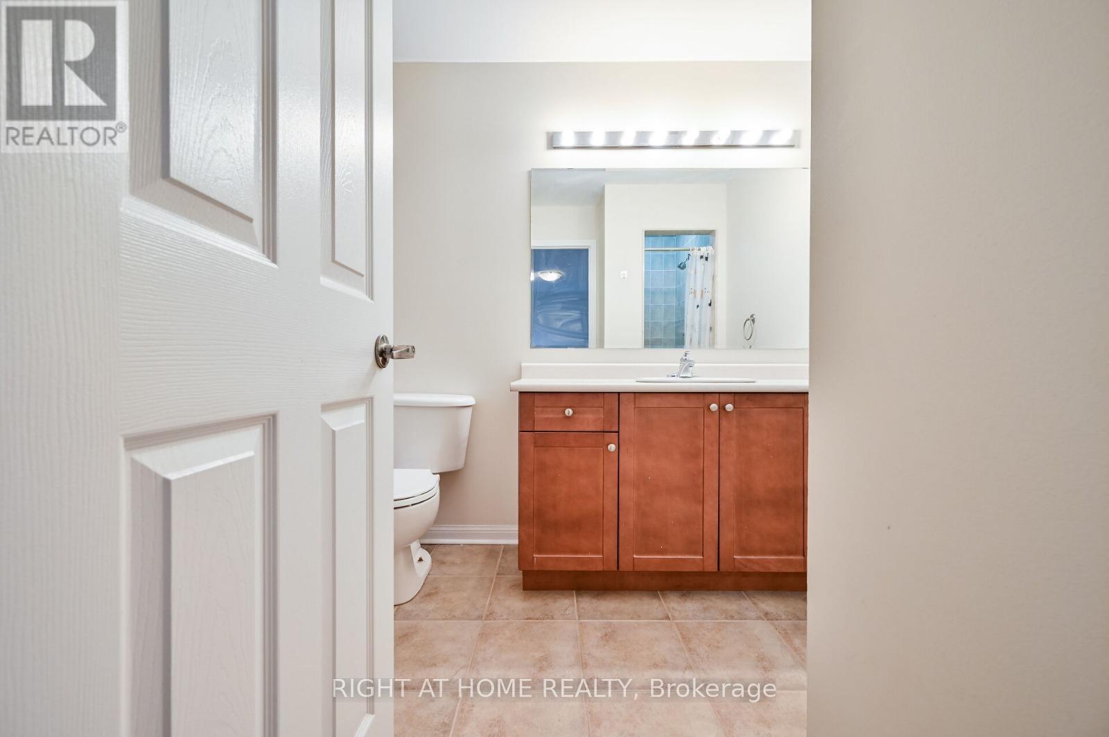 842 Luxton Drive, Milton, Ontario  L9T 6Y3 - Photo 19 - W13234780