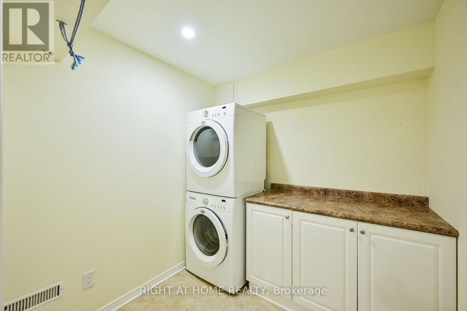 842 Luxton Drive, Milton, Ontario  L9T 6Y3 - Photo 35 - W13234780