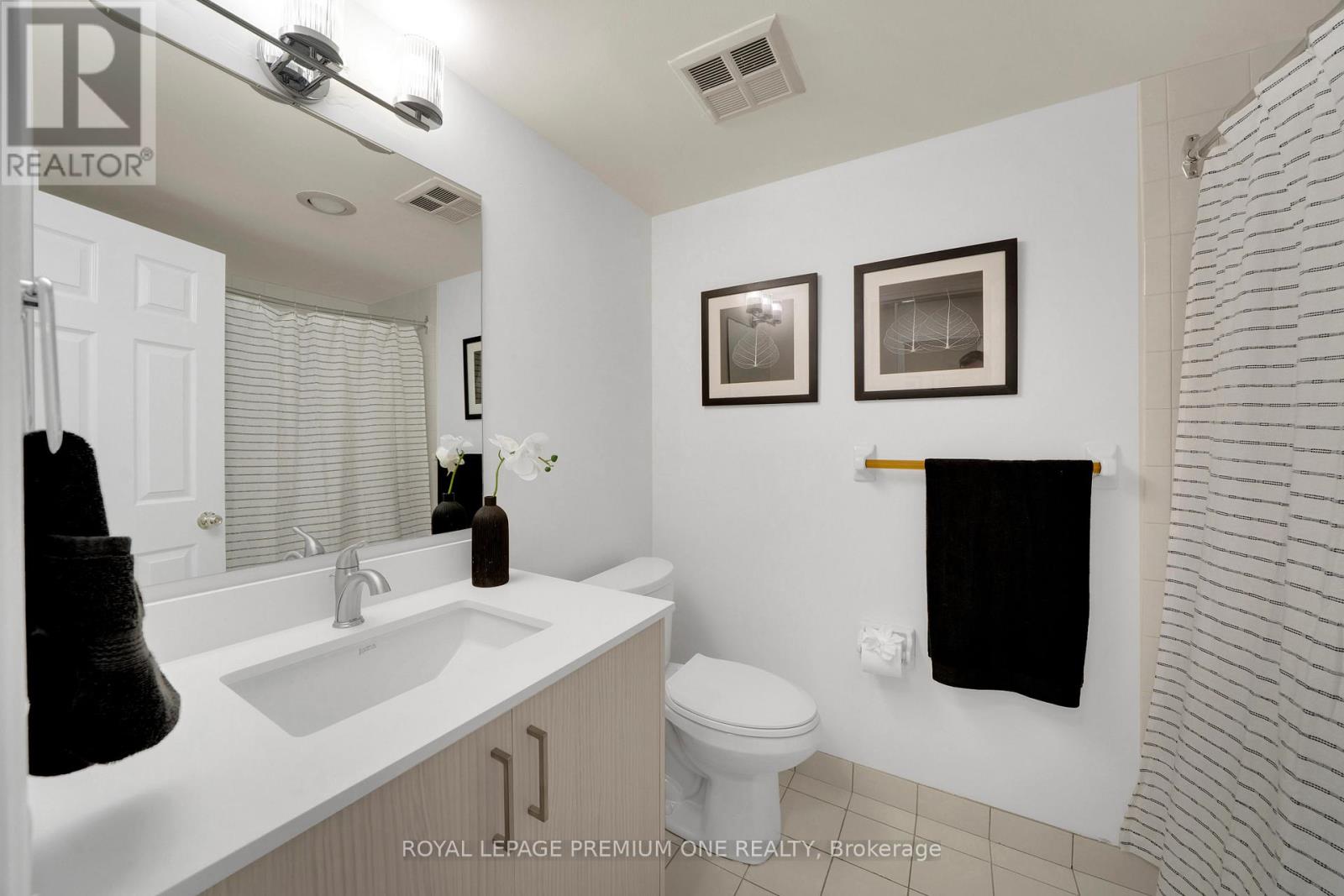 310 - 1001 Cedarglen Gate, Mississauga, Ontario  L5C 4R2 - Photo 14 - W13234874