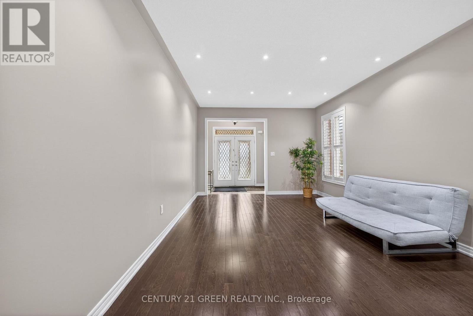50 Bellcrest Road, Brampton, Ontario  L6Y 0G8 - Photo 9 - W13234908