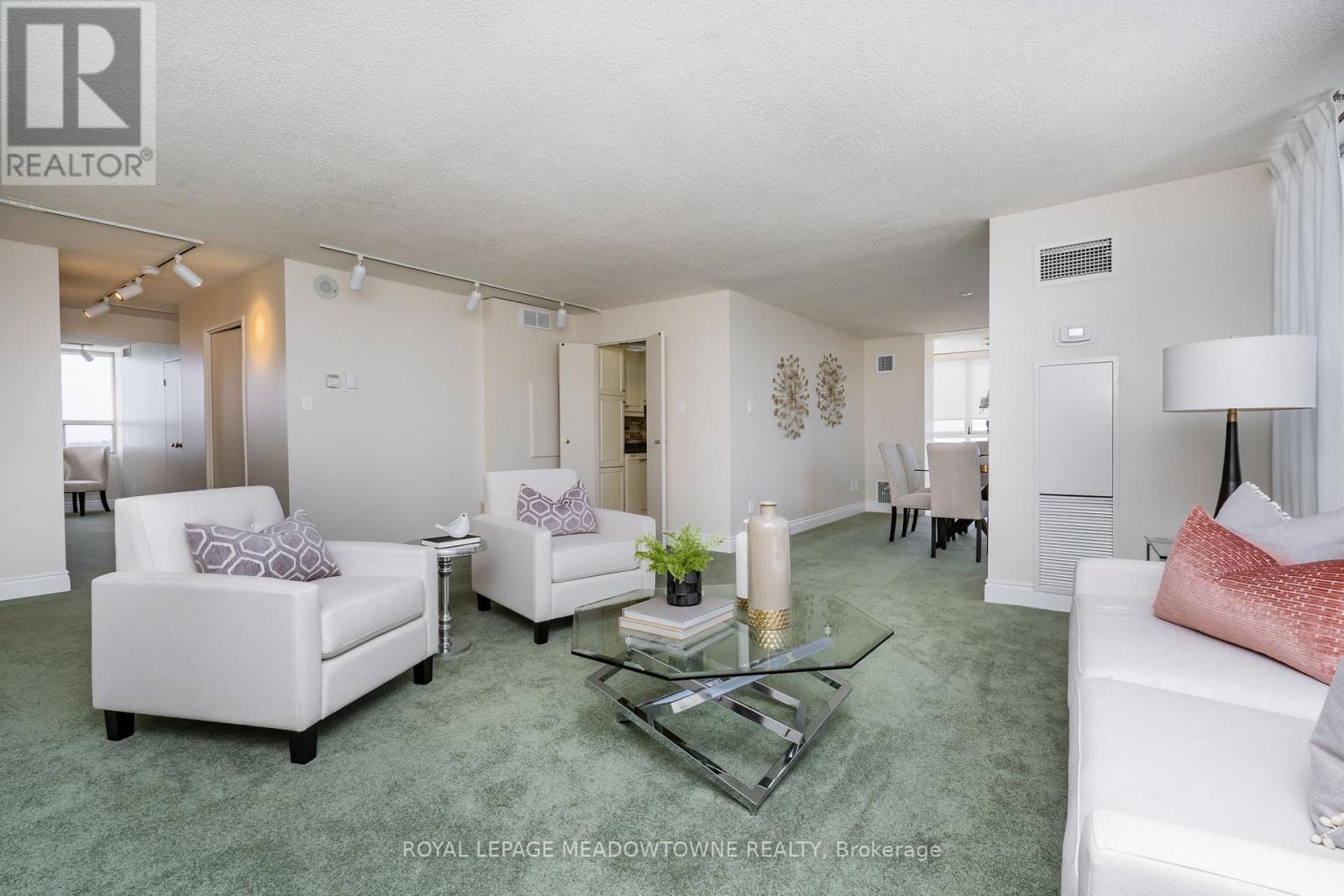 3303 - 3650 Kaneff Crescent, Mississauga, Ontario  L5A 4A1 - Photo 14 - W13234916