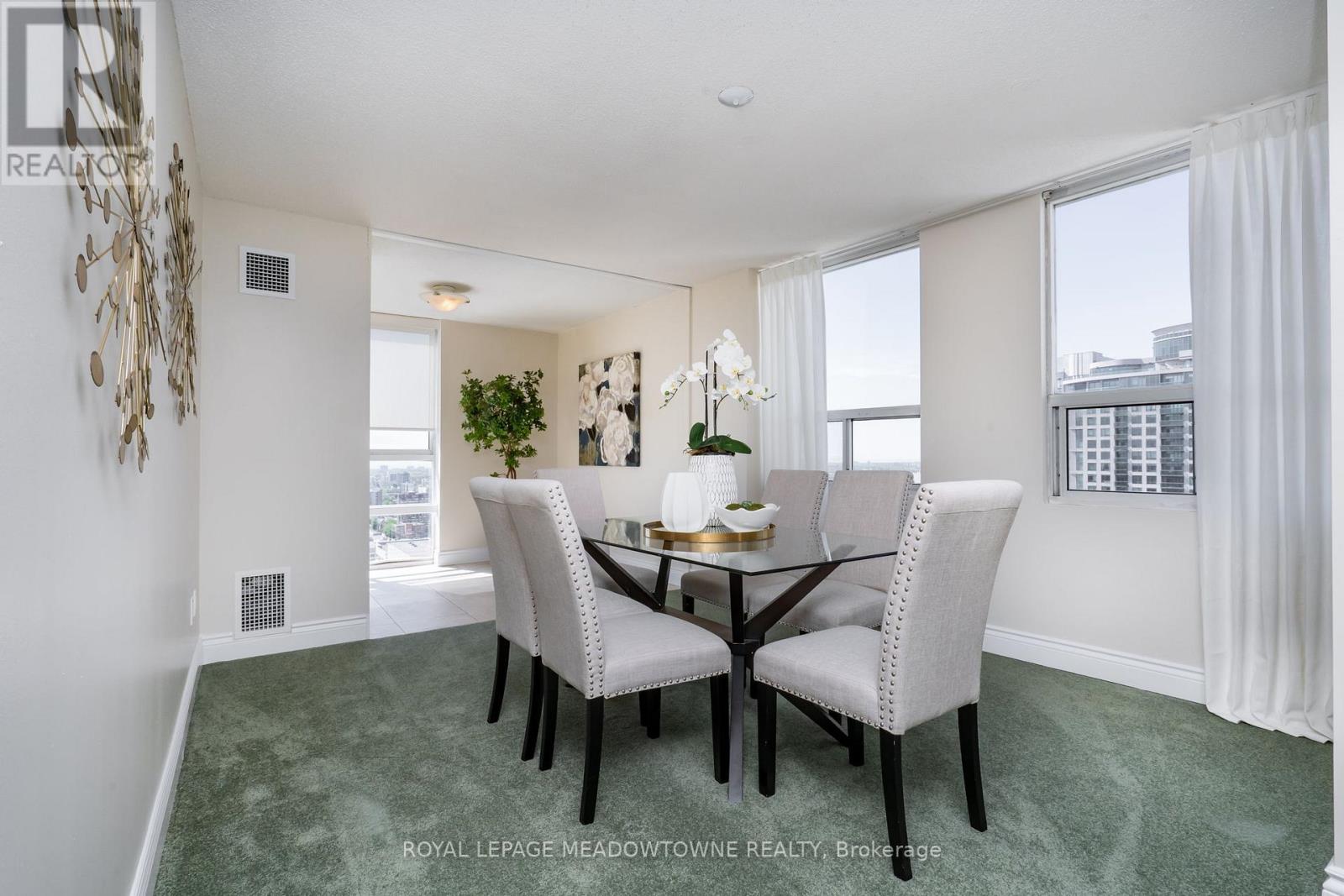 3303 - 3650 Kaneff Crescent, Mississauga, Ontario  L5A 4A1 - Photo 15 - W13234916