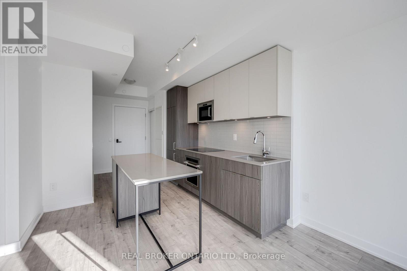 1117 - 220 Missinnihe Way, Mississauga, Ontario  L5H 0A9 - Photo 7 - W13234948