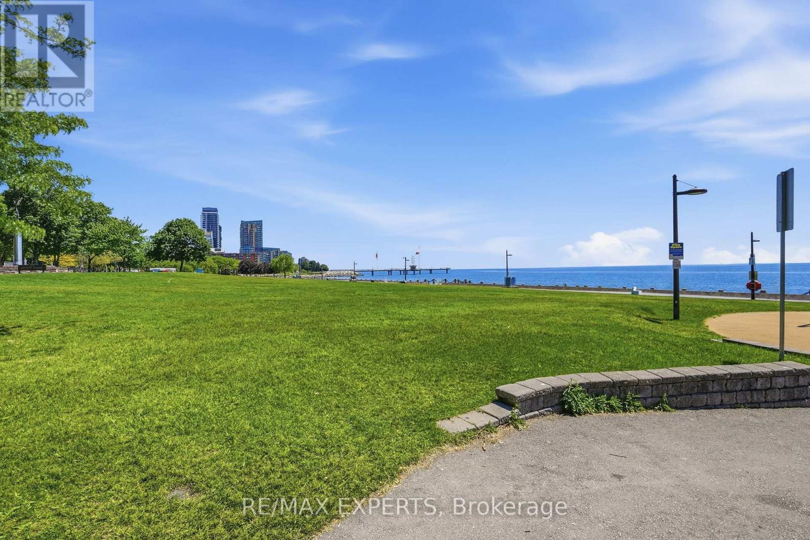 2104 - 2075 Lakeshore Road, Burlington, Ontario  L7R 0H3 - Photo 48 - W13234952