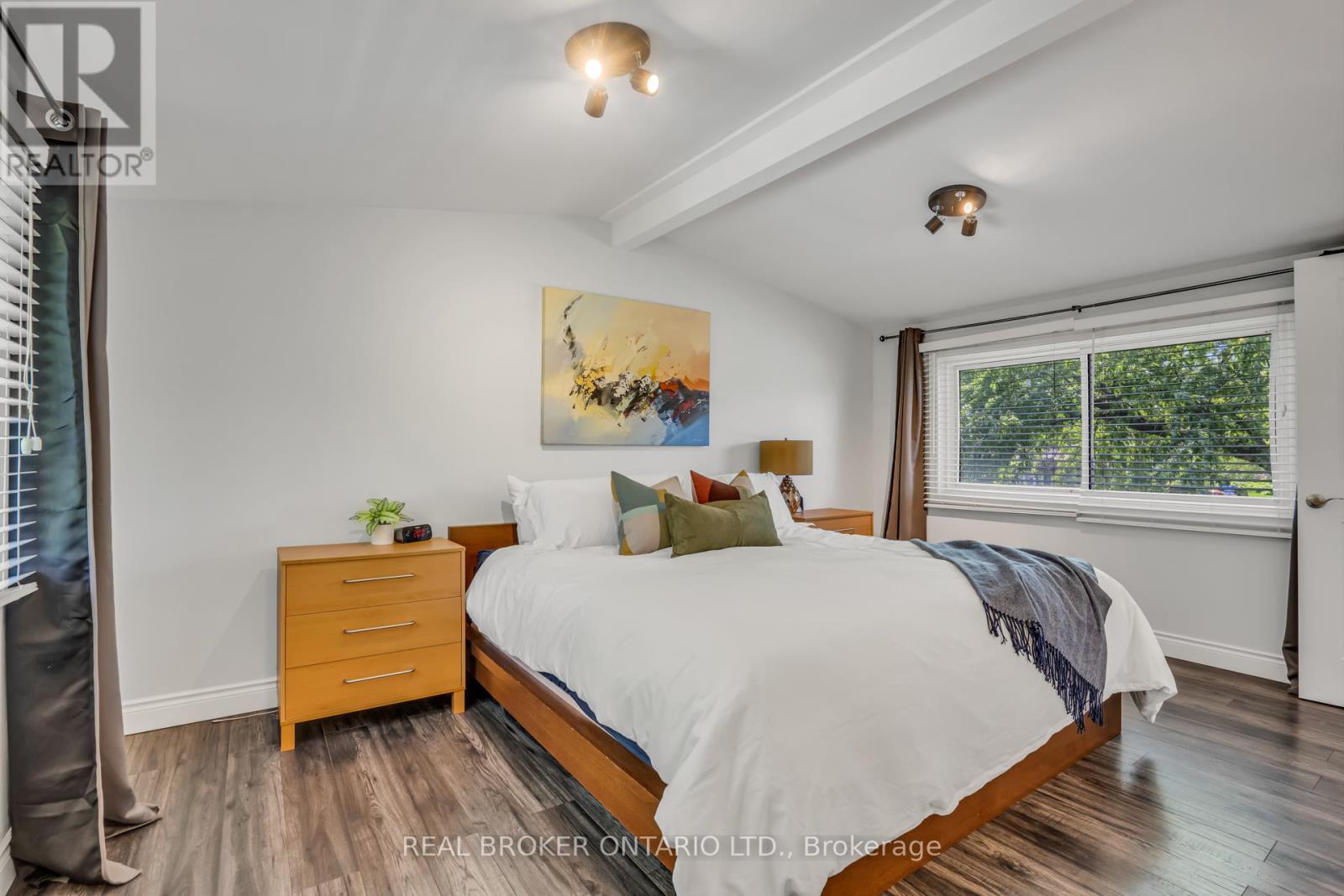 341 Appleby Line, Burlington, Ontario  L7L 2X6 - Photo 20 - W13234988