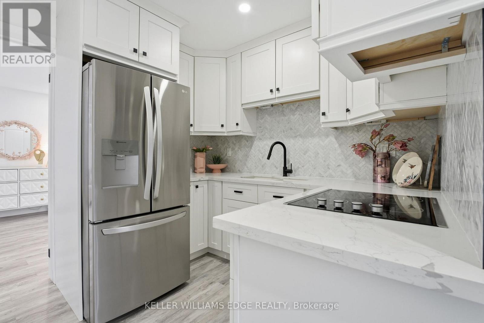1316 Dundas Street, Burlington, Ontario  L7P 0S6 - Photo 33 - W13235014