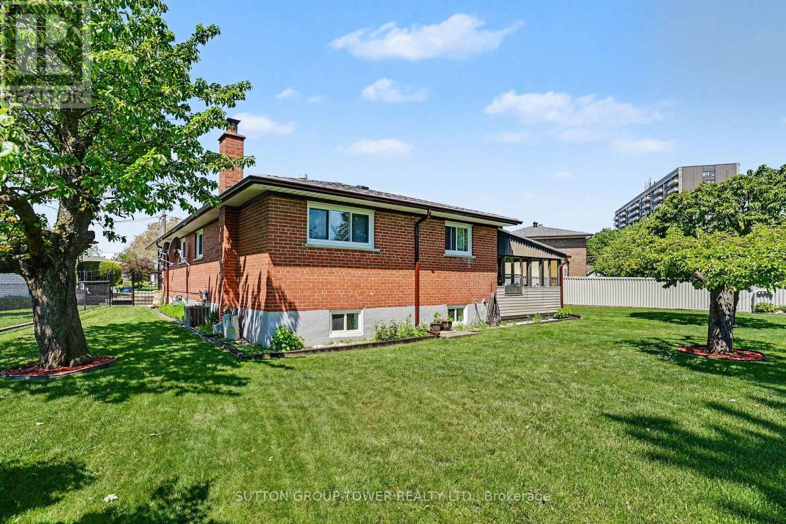 11 Kinnie Court, Toronto, Ontario  M3N 2S1 - Photo 29 - W13235018