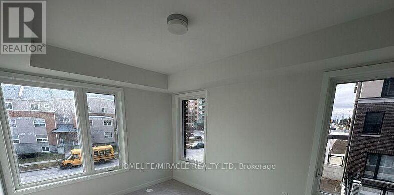 02 - 3415 Ridgeway Drive, Mississauga, Ontario  L5L 0B9 - Photo 6 - W13235032