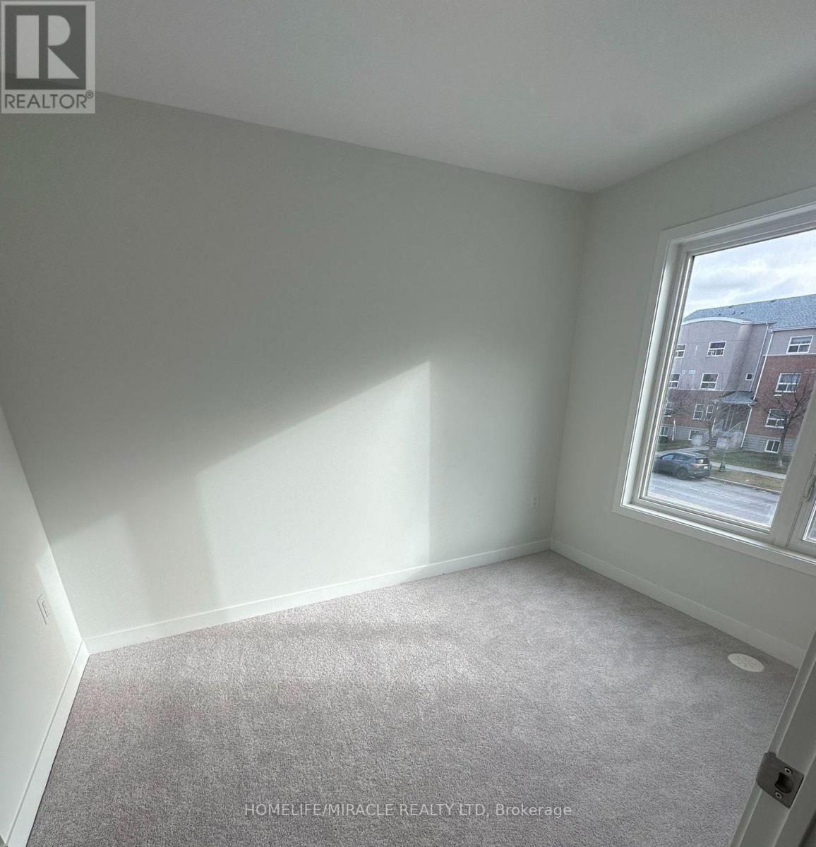 02 - 3415 Ridgeway Drive, Mississauga, Ontario  L5L 0B9 - Photo 9 - W13235032