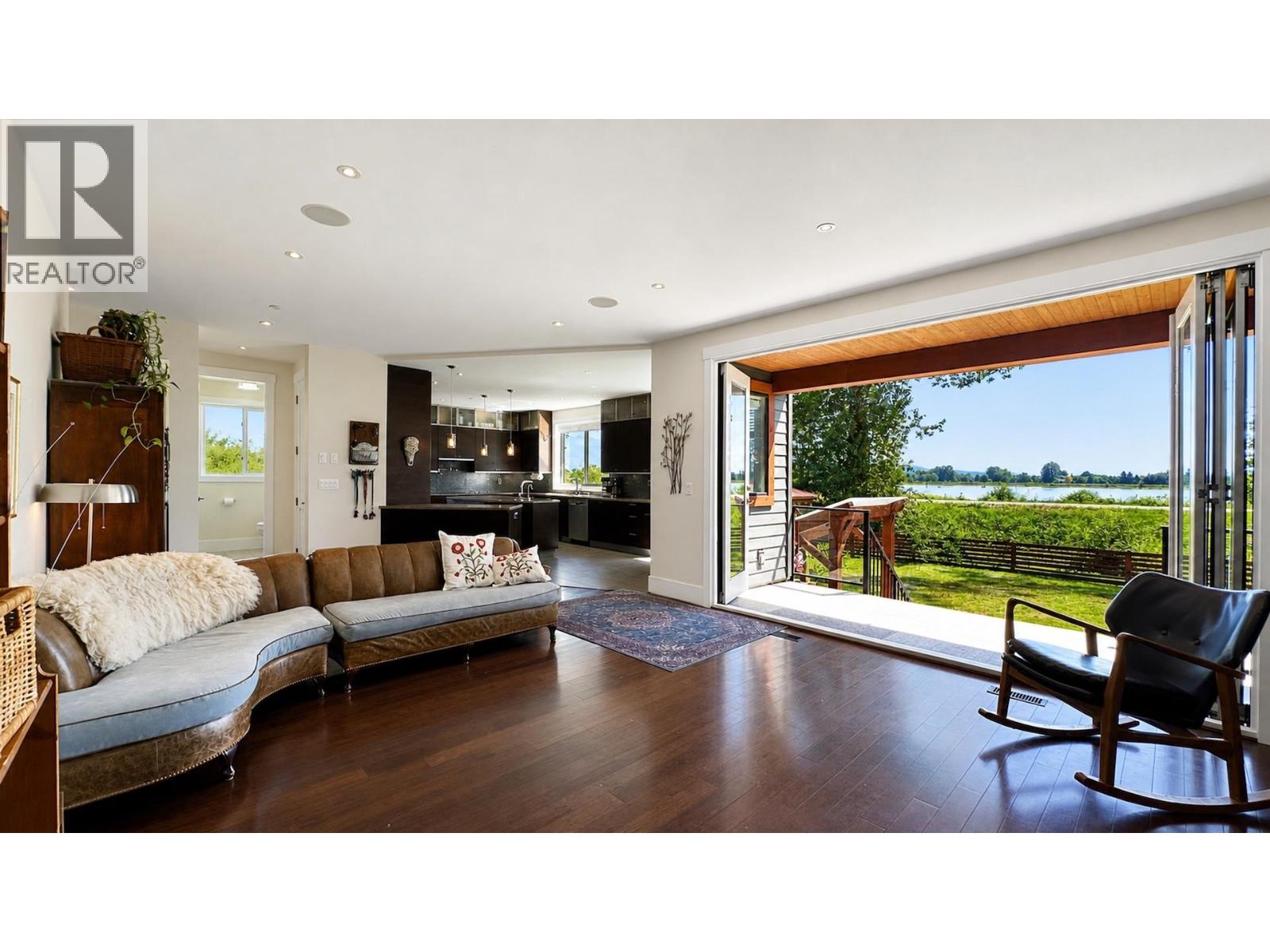 300 Laurier Avenue, Port Coquitlam, British Columbia  V3E 2G1 - Photo 10 - R3130884