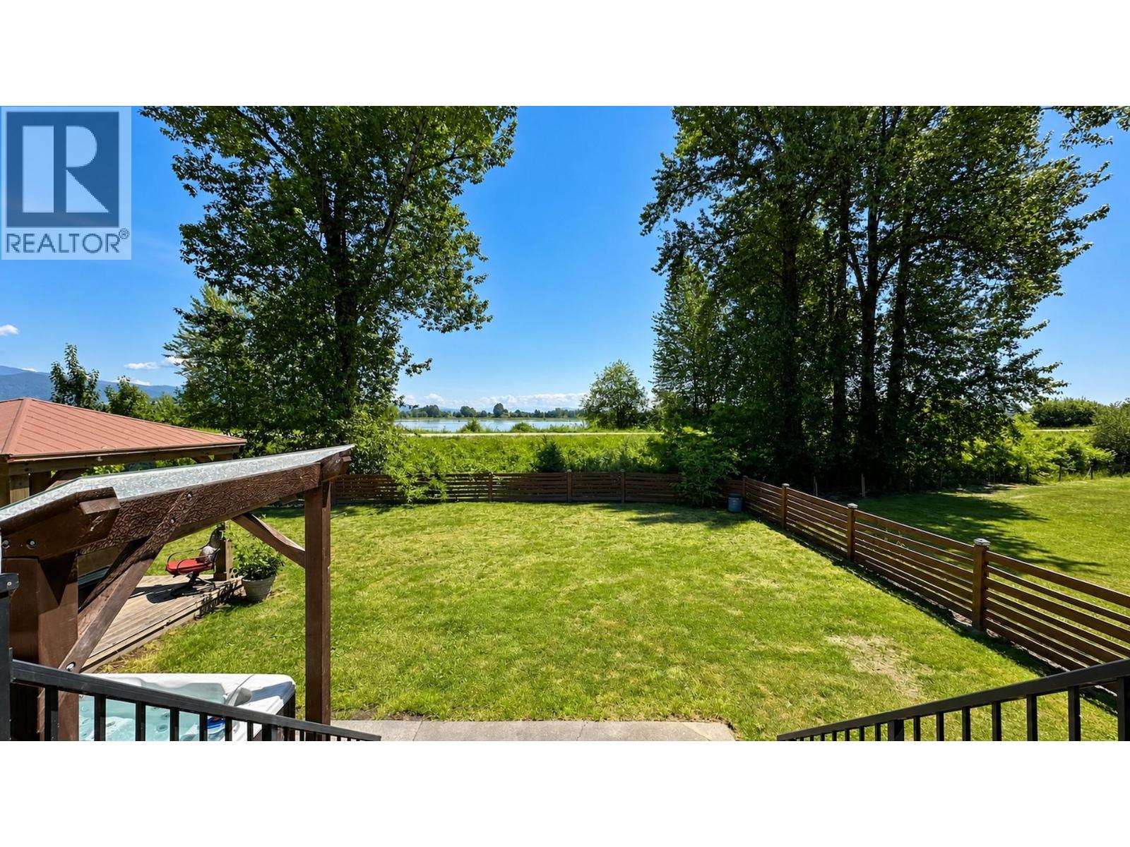 300 Laurier Avenue, Port Coquitlam, British Columbia  V3E 2G1 - Photo 18 - R3130884