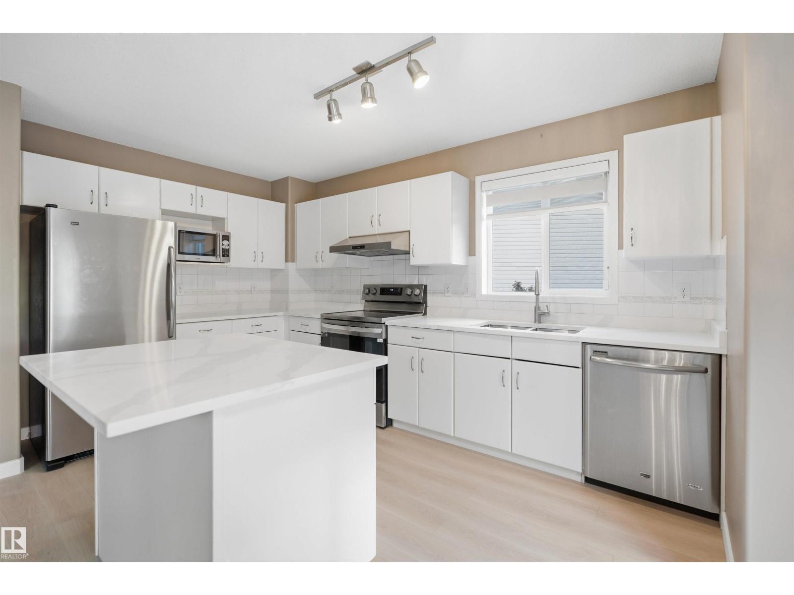 2610 33a Street NW, Edmonton, Alberta  T6T 1R1 - Photo 4 - E4490510