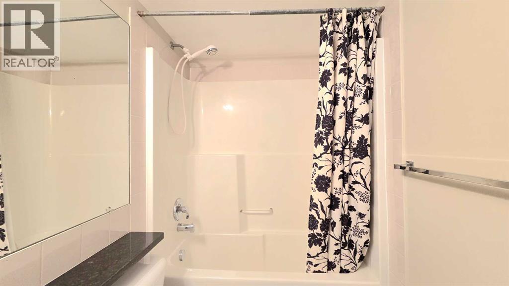 1104, 70 Panamount Drive Nw, Calgary, Alberta  T3K 6K3 - Photo 14 - A2317390