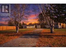 8 CEDAR COURT, South River, Ontario