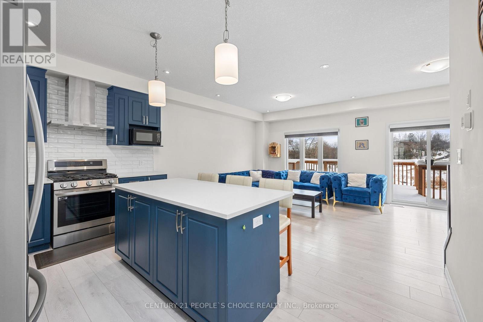 9 Queensbrook Crescent, Cambridge, Ontario  N1S 0E5 - Photo 5 - X13234746