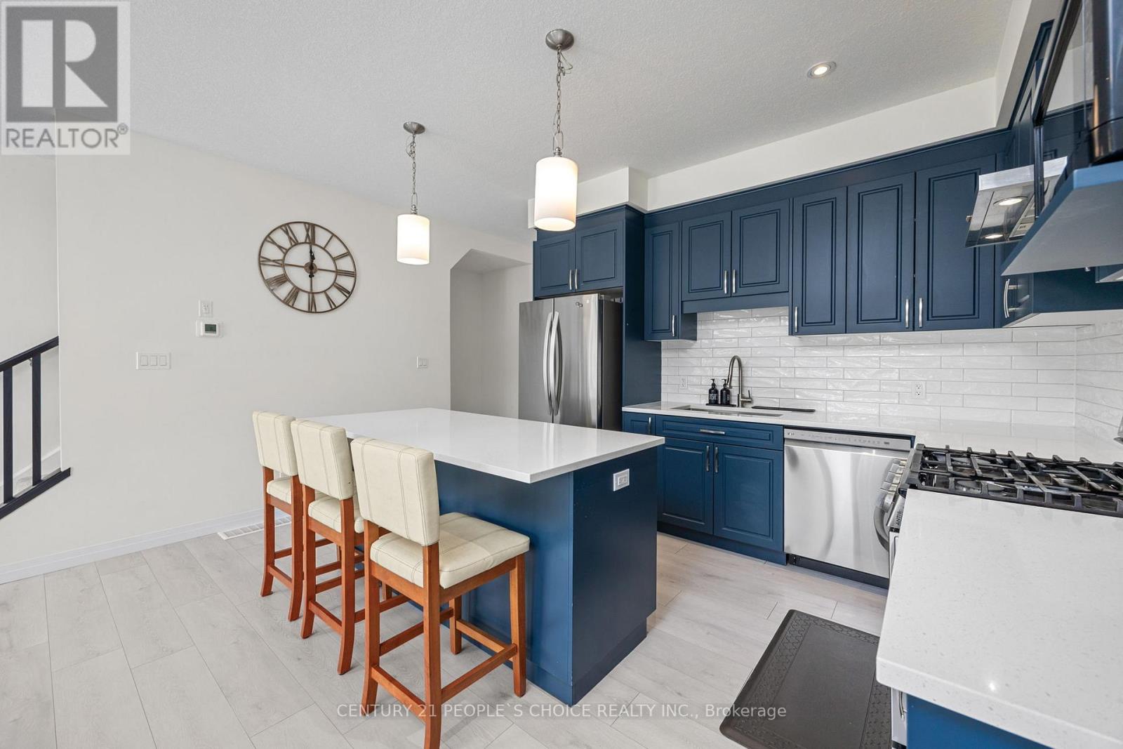 9 Queensbrook Crescent, Cambridge, Ontario  N1S 0E5 - Photo 9 - X13234746