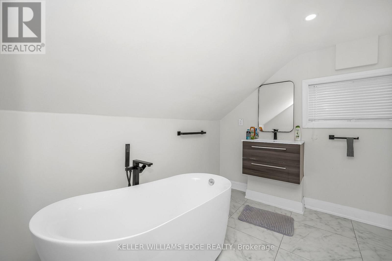 60 West 1st Street, Hamilton, Ontario  L9C 3C3 - Photo 26 - X13234768