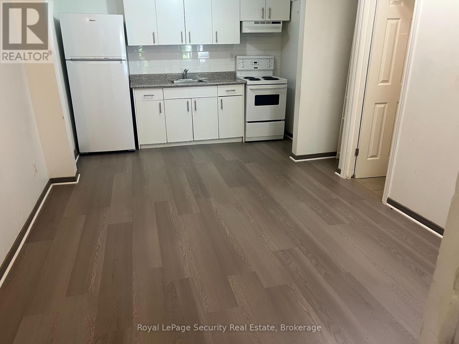 691 Barton Street E, Hamilton, Ontario  L8L 3A5 - Photo 3 - X13234810