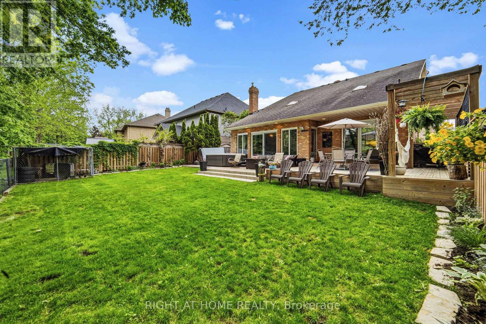 21 Francis Creek Boulevard, St. Catharines, Ontario  L2W 1B1 - Photo 45 - X13234898