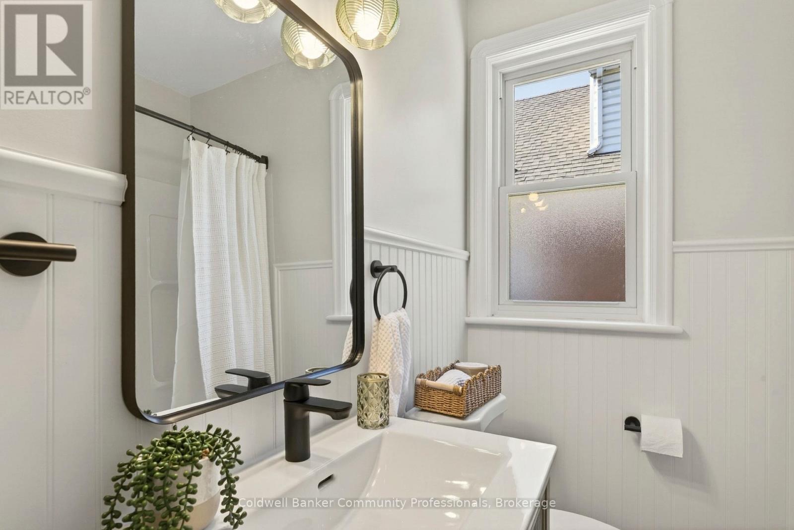 50 East 36th Street, Hamilton, Ontario  L8V 3Y9 - Photo 20 - X13235124