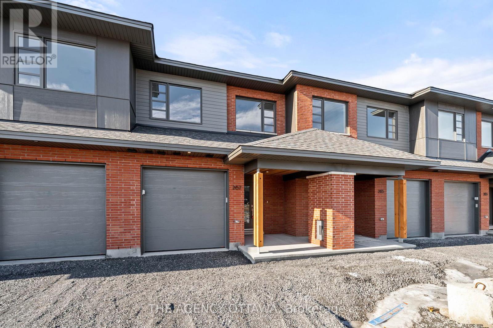 267 Apricot Street, Ottawa, Ontario  K1X 0K1 - Photo 2 - X12869024
