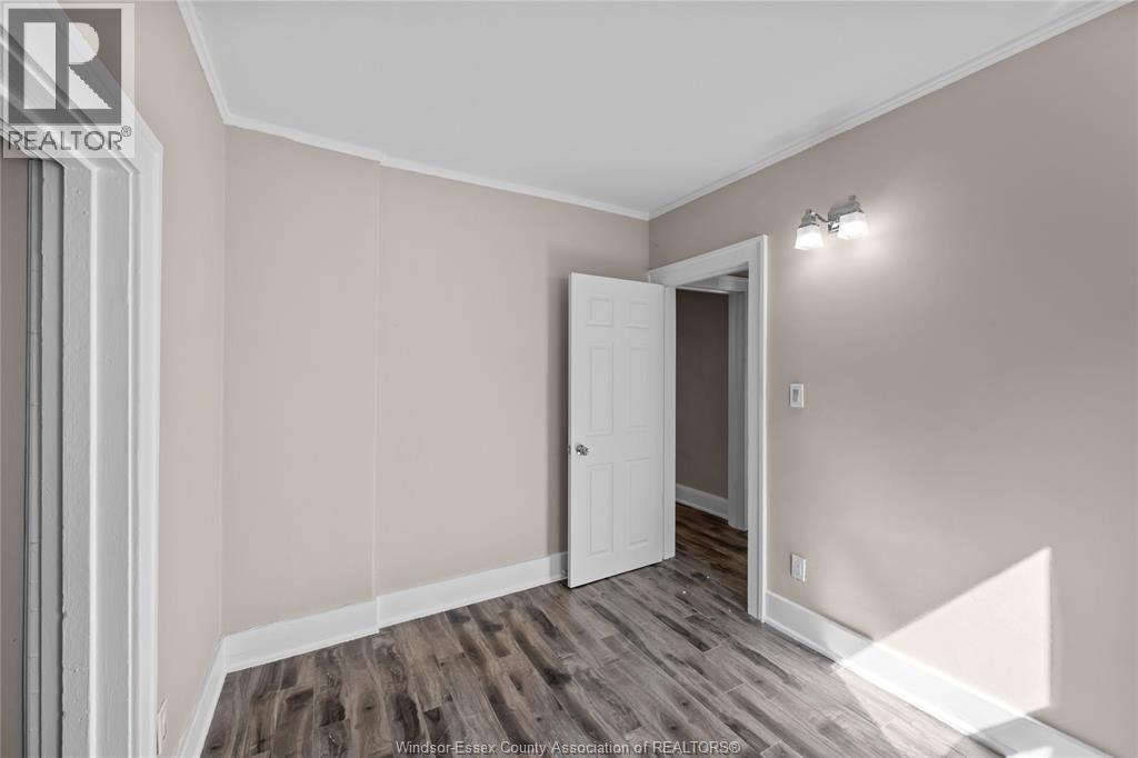 1154 Elm Unit# Main, Windsor, Ontario  N9A 5H9 - Photo 10 - 26012894