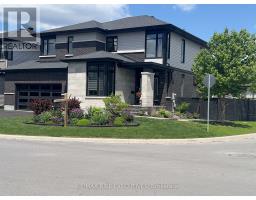 165 FINSBURY AVENUE, Ottawa, Ontario
