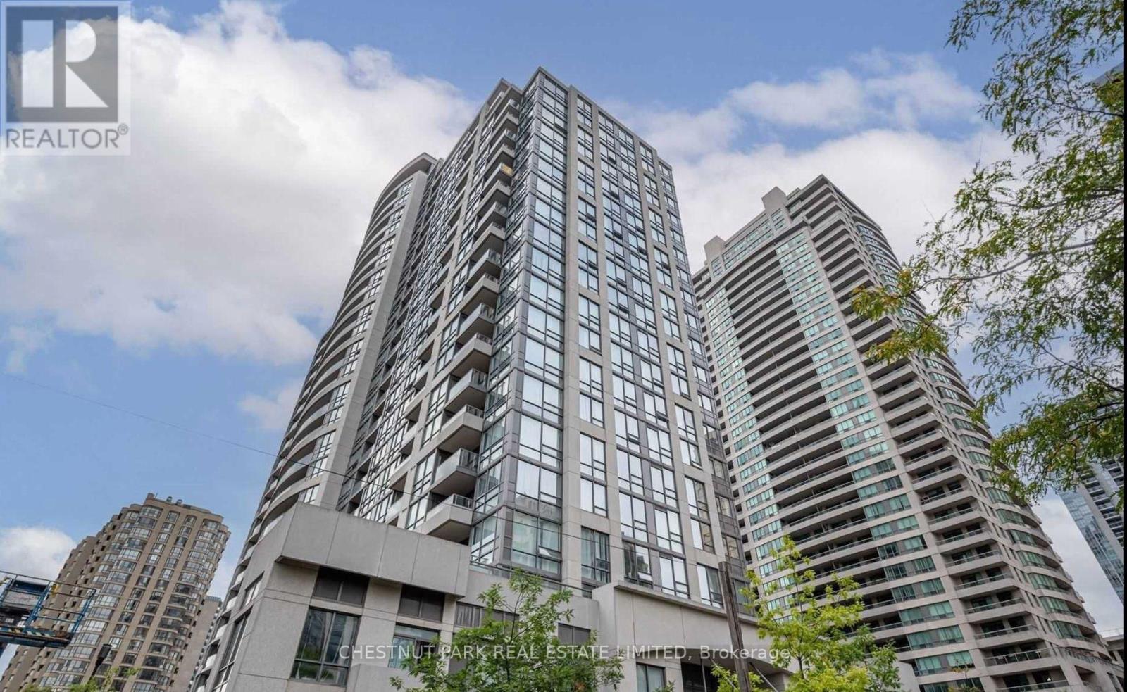 720 - 35 Hollywood Avenue, Toronto, Ontario  M2N 0A9 - Photo 1 - C13235106