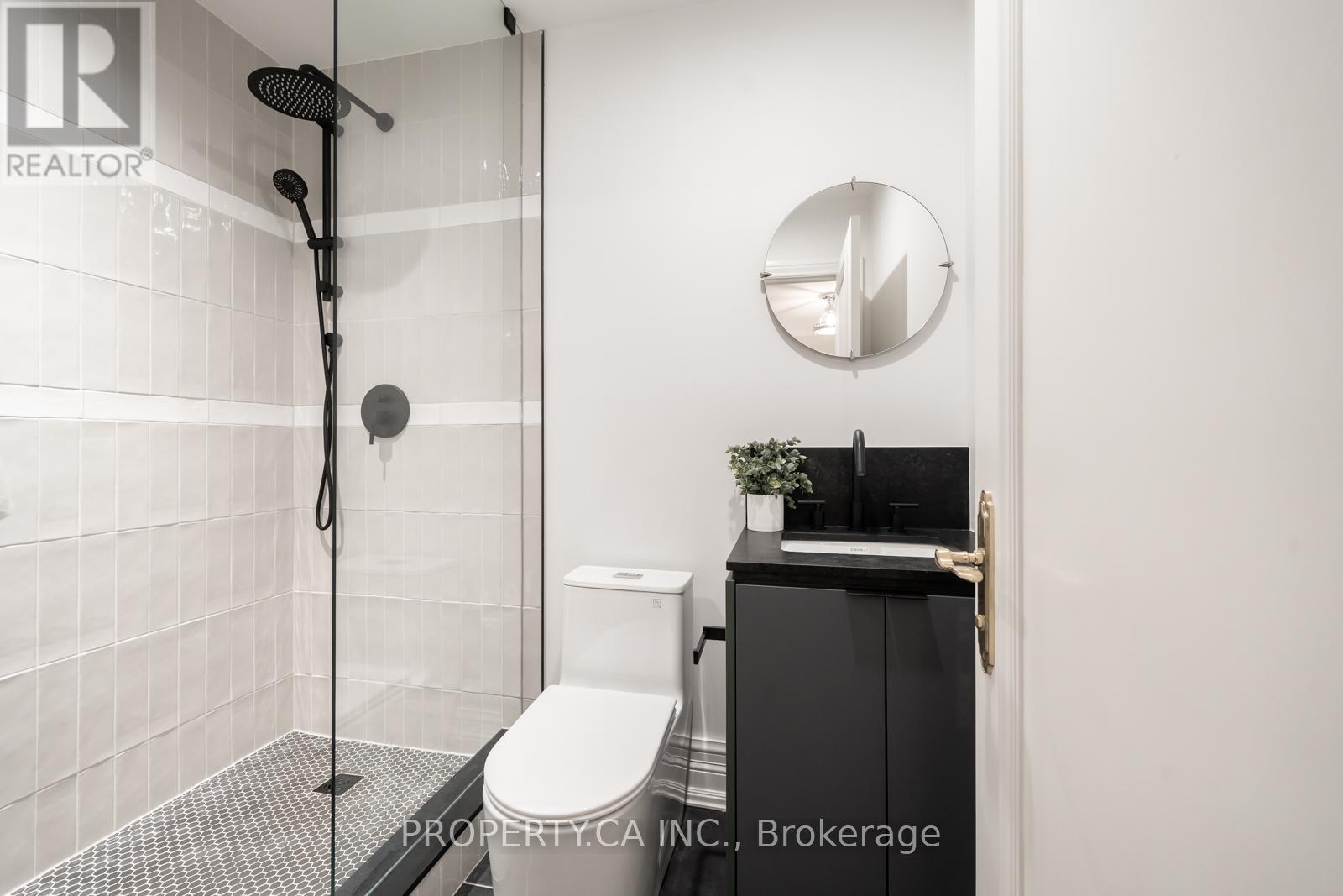 43 Bernard Avenue, Toronto, Ontario  M5R 1R3 - Photo 36 - C13235110