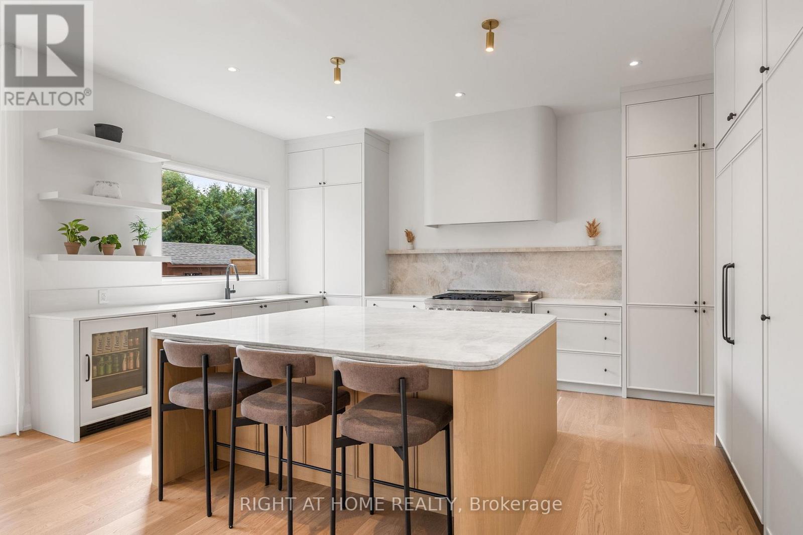 59 Verwood Avenue, Toronto, Ontario  M3H 2K8 - Photo 7 - C13235200