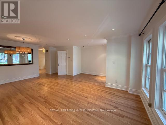 213 Cranbrooke Avenue, Toronto, Ontario  M5M 1M8 - Photo 3 - C13235210